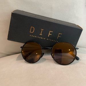 Diff black frame sunglasses
